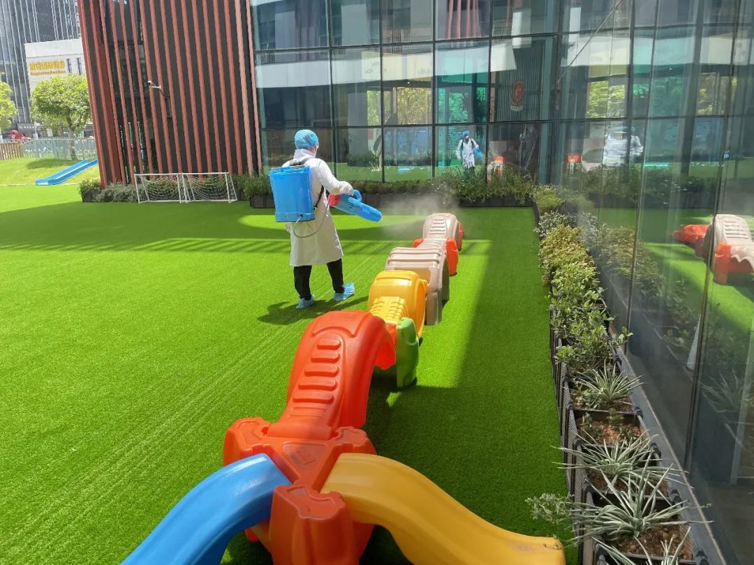 <b>认真消杀，，，实战演练，，，雅歌幼儿园迎开学</b>