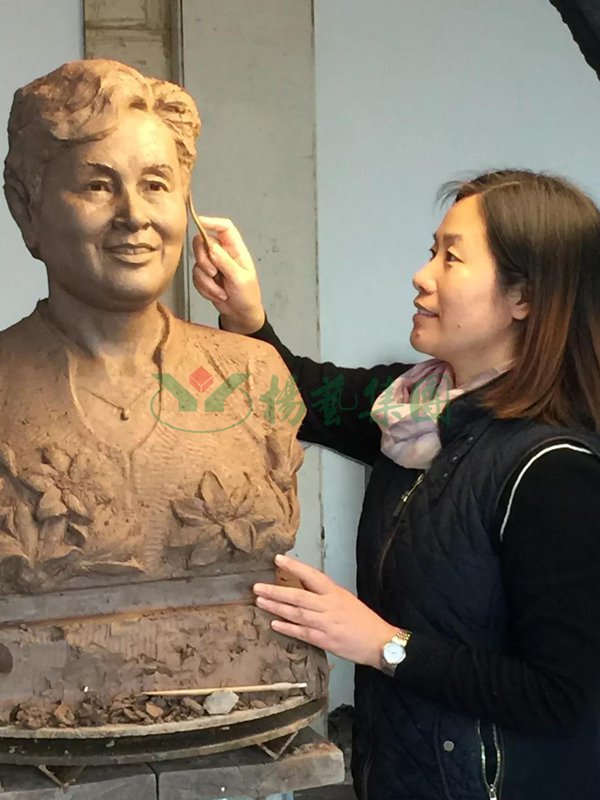 鸿运国际新作—胡惠珍（内附雕塑家创作手记）