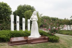 鸿运国际集团：以工匠精神展现碑雕工艺的魅力，，，，，，，，纪念邓丽君的永恒歌声