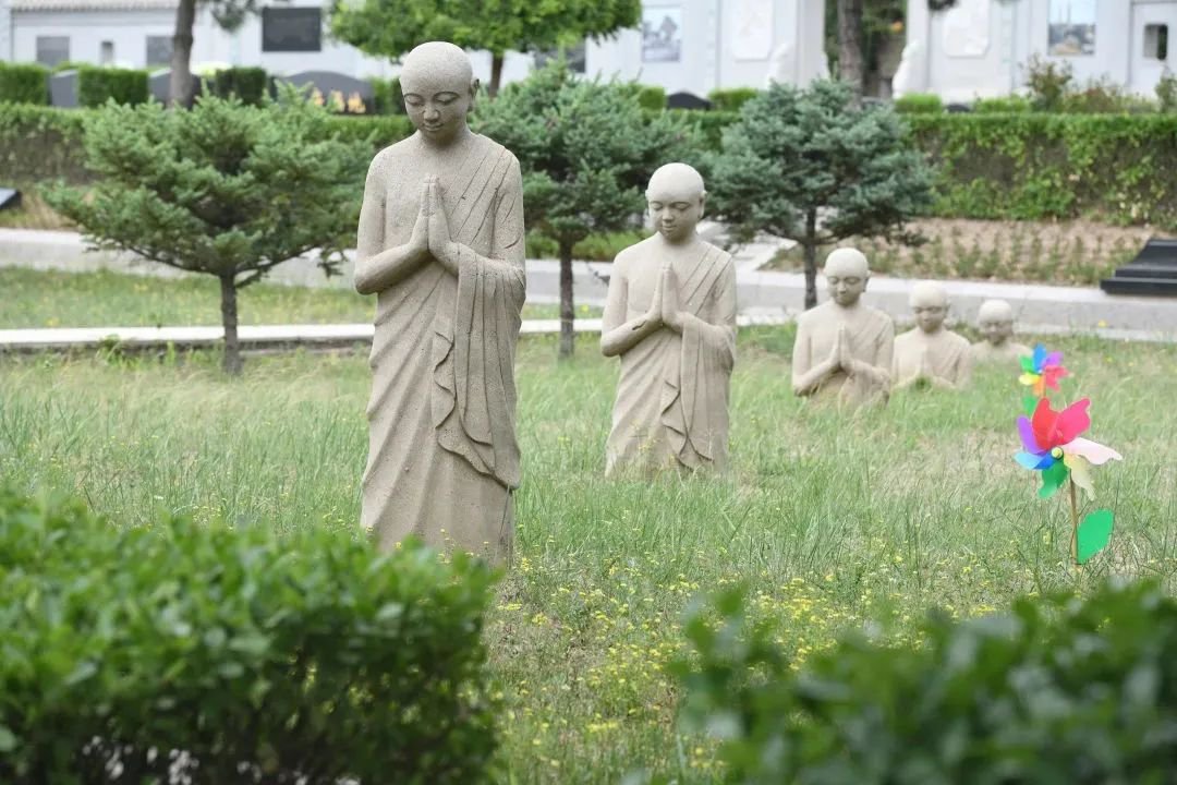 寒衣节将至，，，，，，，，请文明祭祀寄悲哀！