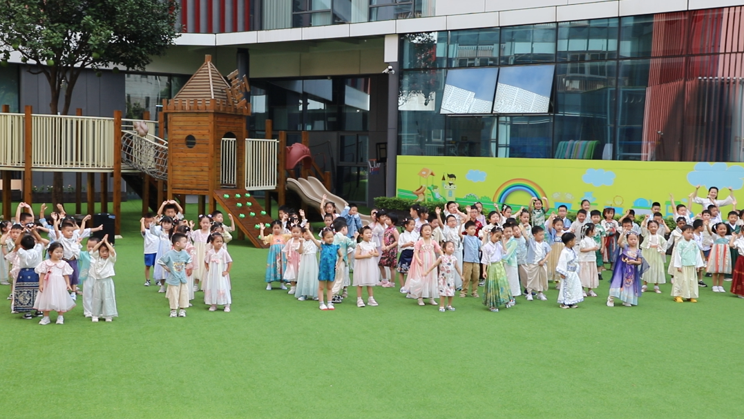 月满中秋，，，，，，，，情满“雅歌”！